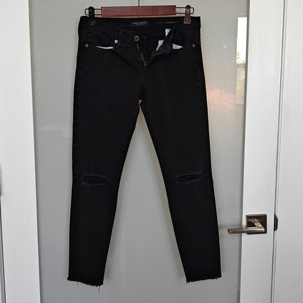 Banana Republic Premium Denim Black distressed Jeans size 26 skinny
